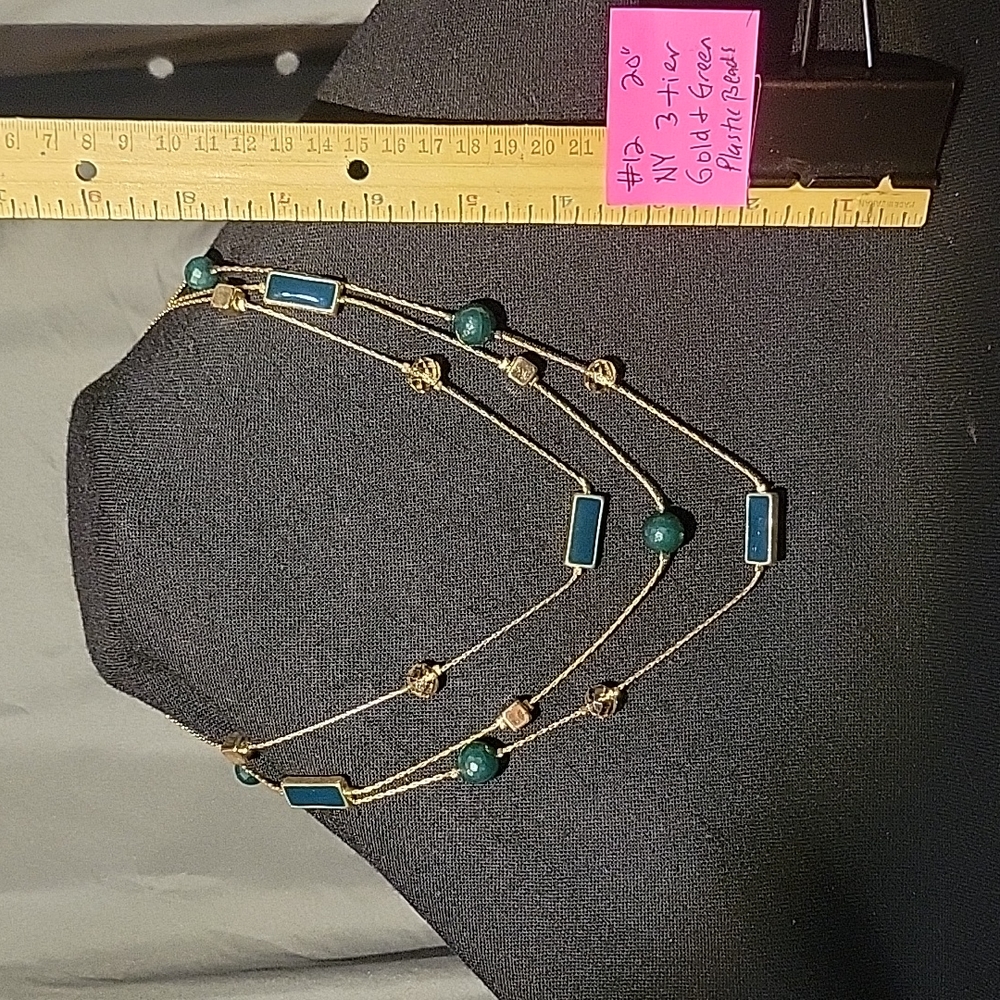 18"-20" (Jones New York) 3 teir  gold necklace with green and  clear glass beads